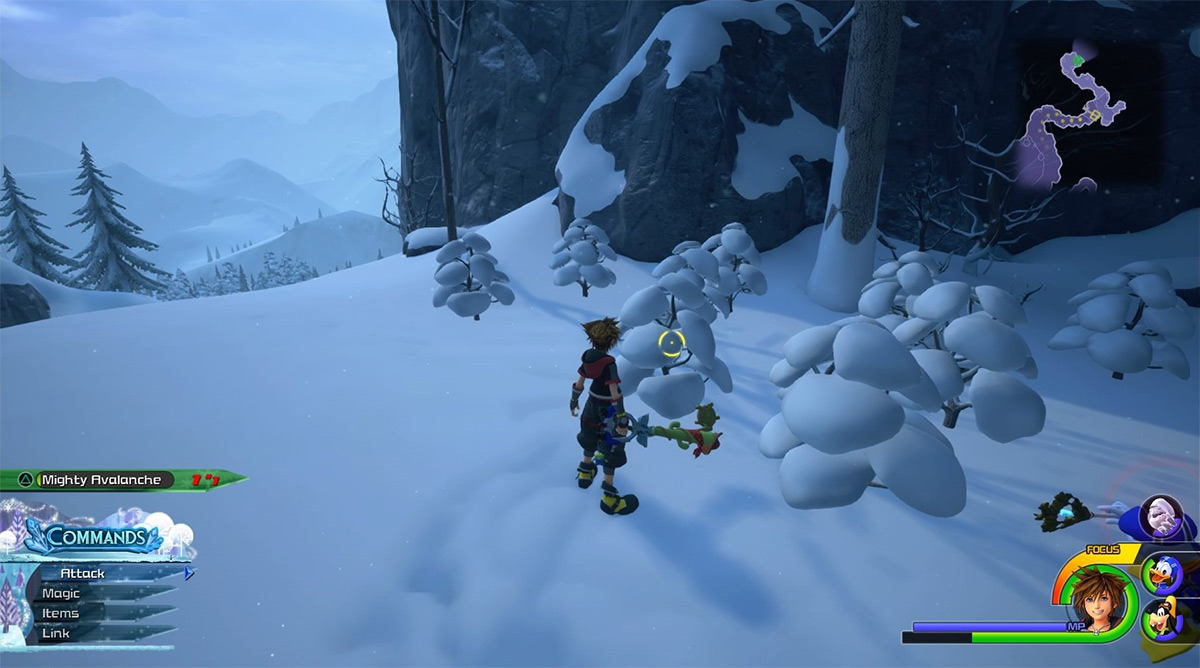 Sora in front of snow covered bushes / Kingdom Hearts 3