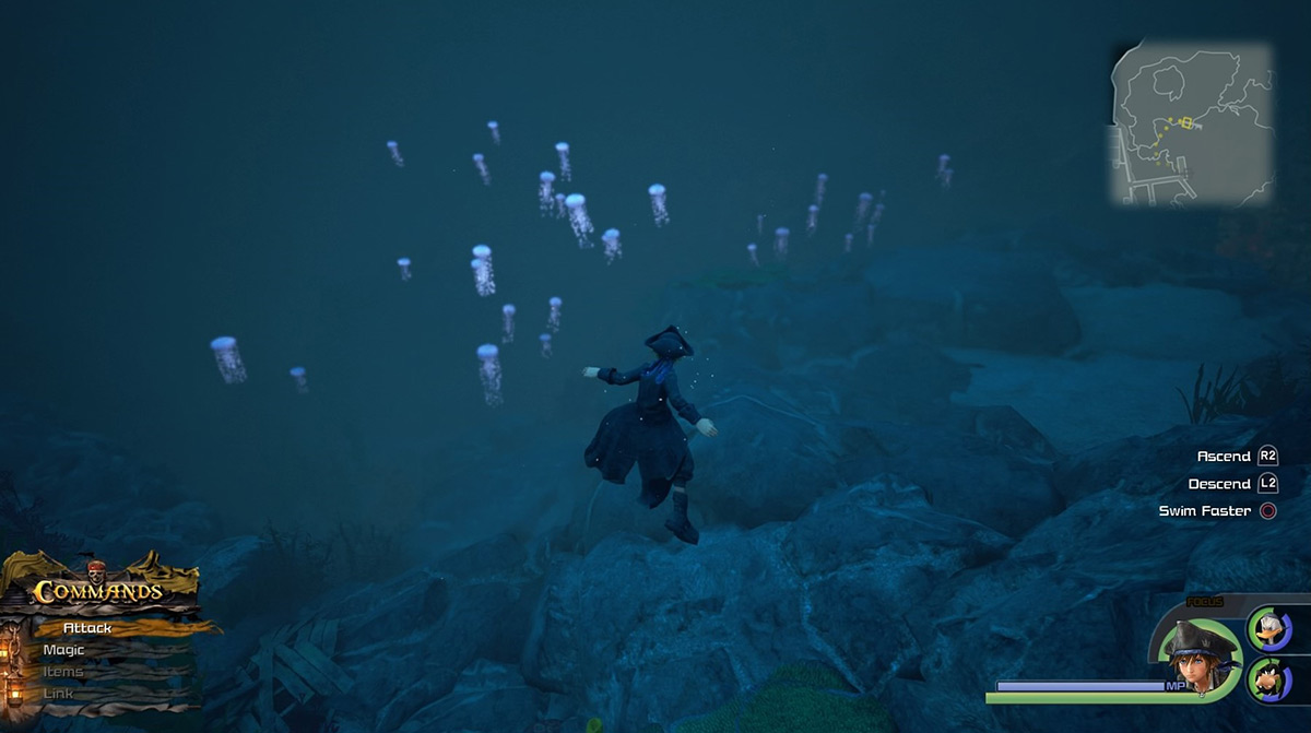 Sora swimming towards a group of jellyfish / Kingdom Hearts 3