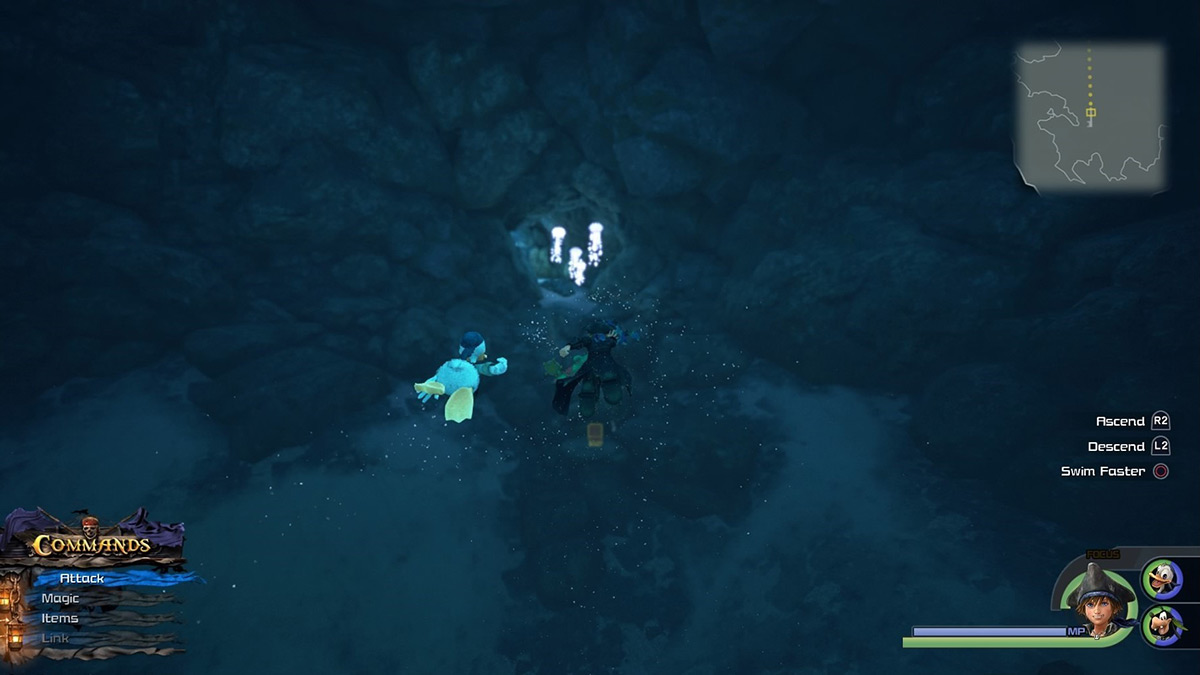 Swim towards the exit with the glowing jellyfish / Kingdom Hearts 3