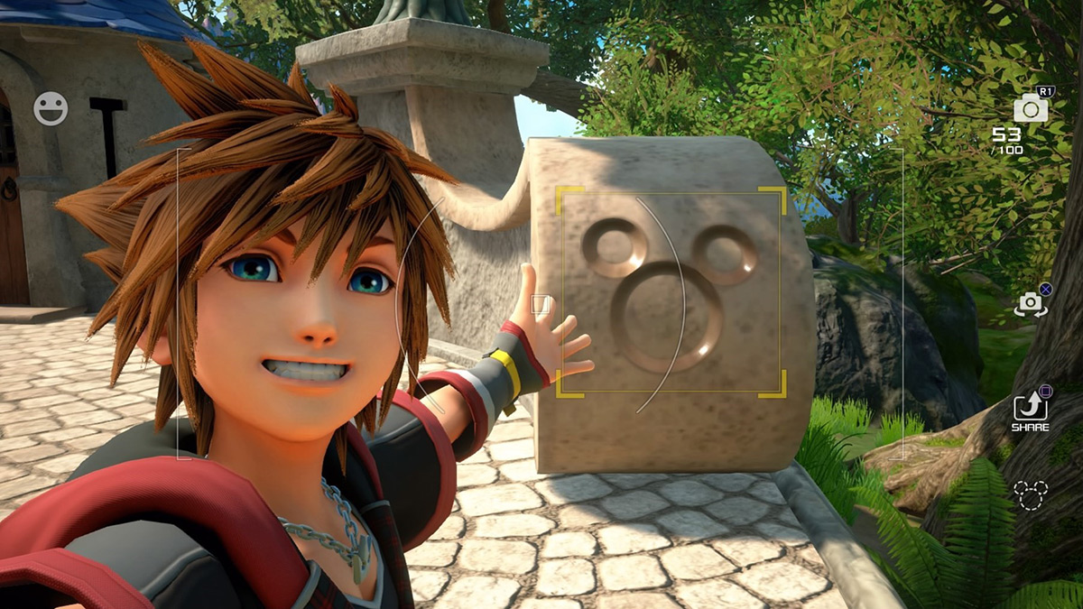 Sora saying cheese in front of a Lucky Emblem / Kingdom Hearts 3